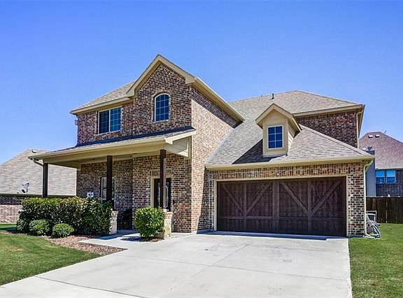 2nd image of 2605 Sabine Cir
