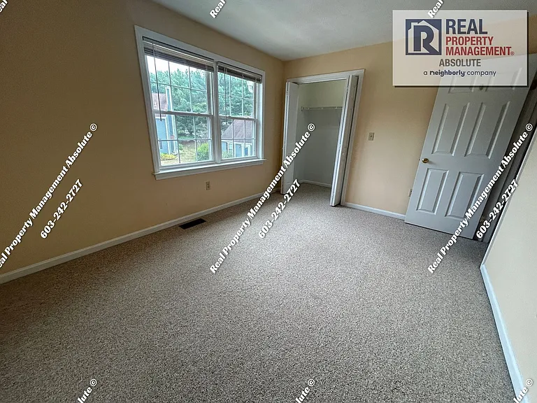 101 Cadogan Way — Photo 24