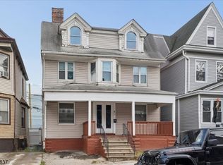16 N 16Th St, East Orange City, NJ 07017