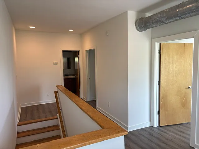 1229 Allene Ave SW #202