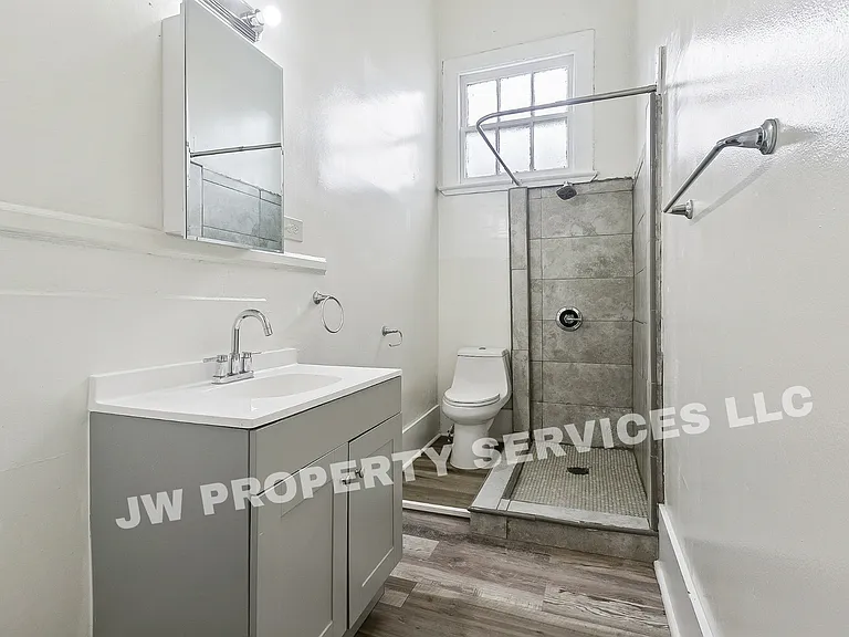 2332 Ursulines Ave — Photo 7