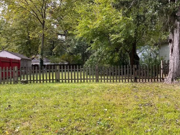 18467 Brady, Redford, MI 48240