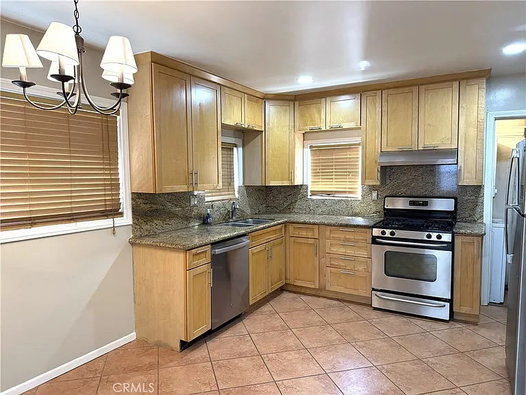 10832 Westminster Ave — Photo 6