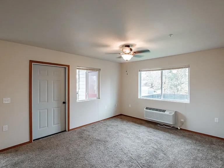 Aspen Place Apartments — Photo 123