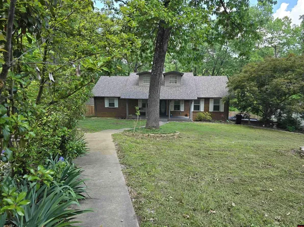 240 Round Up Ln, Mountain Home, AR 72653
