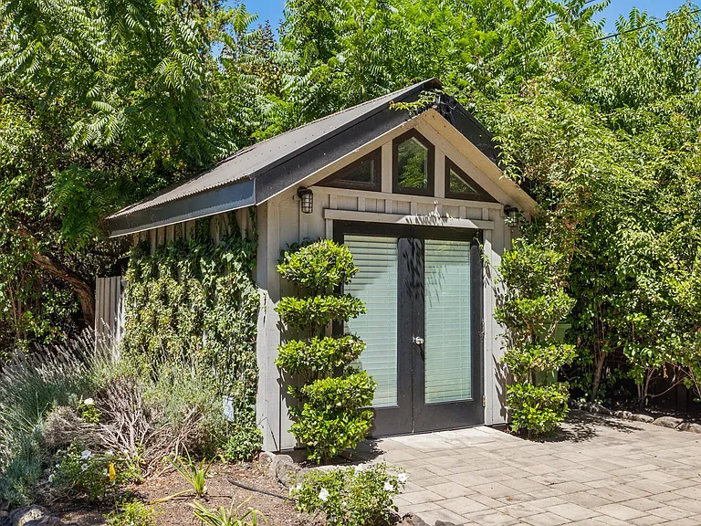 1819 Zinfandel Ln — Photo 65