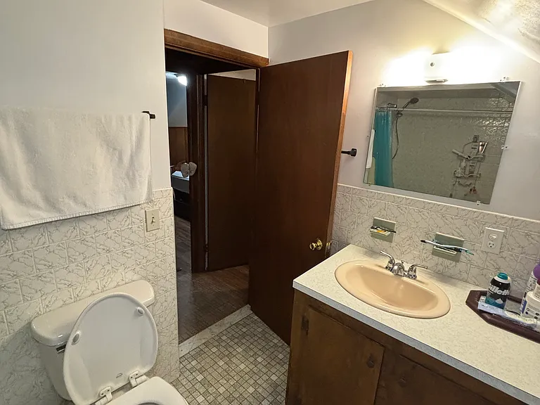 29 Roland Ave #2 — Photo 2