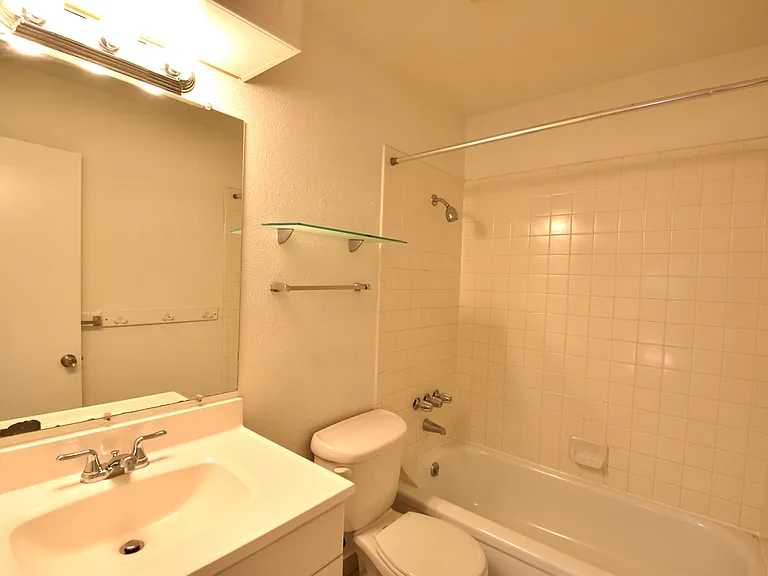5550 Pennsylvania Ave #2 — Photo 11