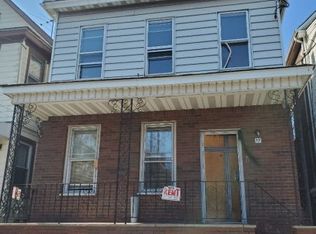 57 Delaware St, Elizabeth, NJ 07206