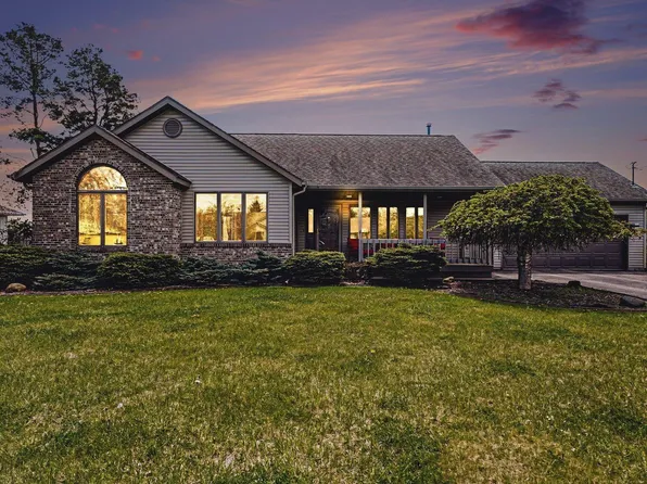 155 Anna Dr, Tawas City, MI 48763