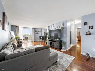 704 712 N Broad St #8B, Elizabeth City, NJ 07208