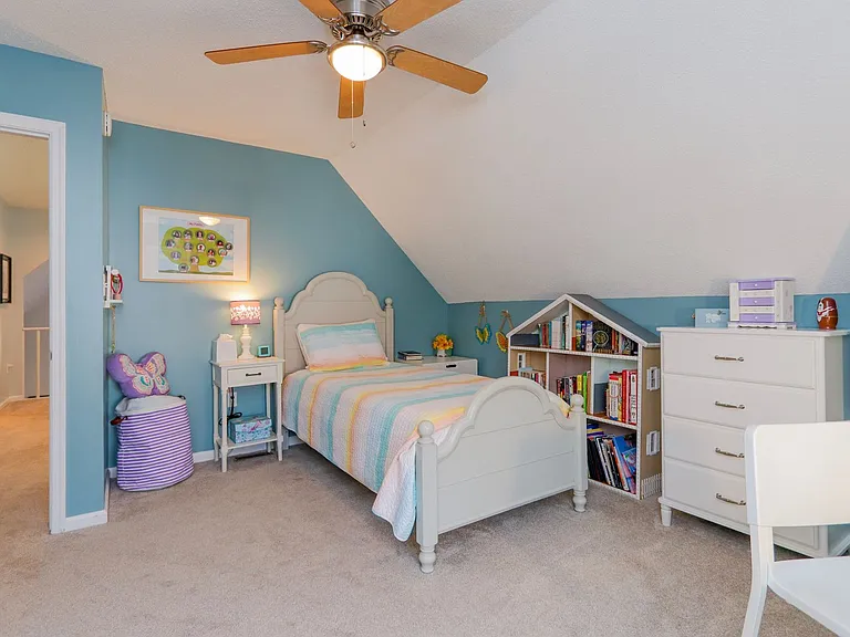 20B Freeman Dr — Photo 35