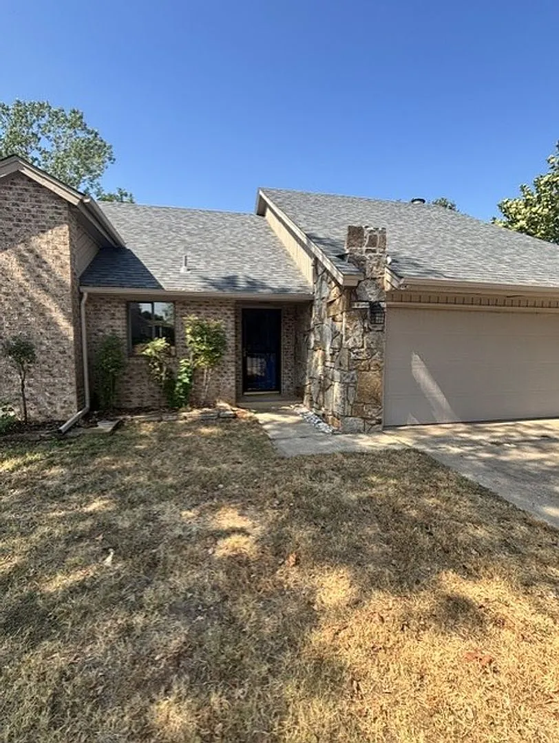 Must see house on the West side of Norman — Photo 1