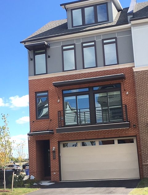 Front View - End unit