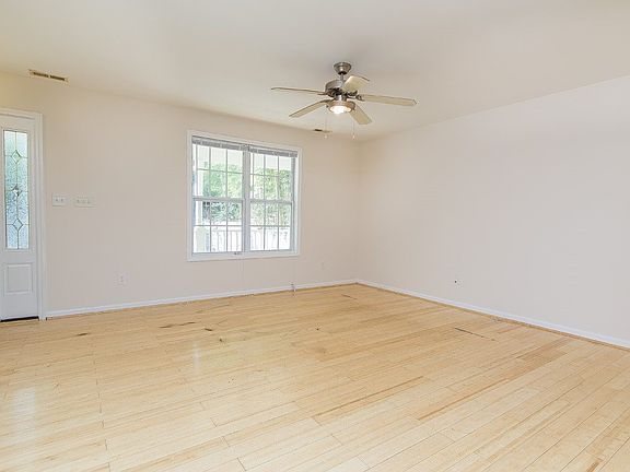 2nd image of 1311 Hill St #A