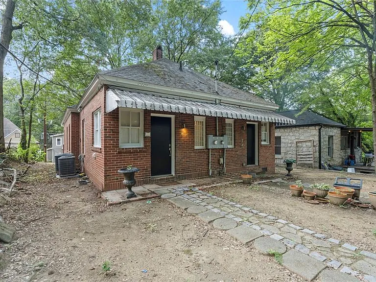 1081 McMillan St NW — Photo 17