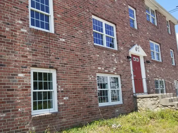 5 Warwick St #4, Lowell, MA 01851
