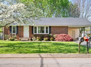 307 Gateway Ln, Hopkinsville, KY 42240