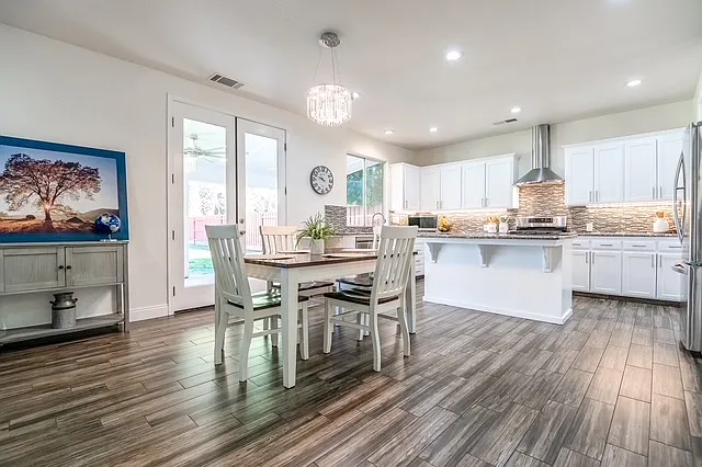 5806 W Sunnyview Ave — Photo 7