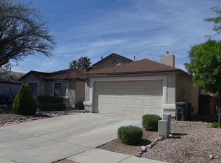 8111 E Mesquite Ridge Cir, Tucson, AZ 85710