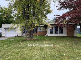 8257 Russell St, Shelby Township, MI 48317