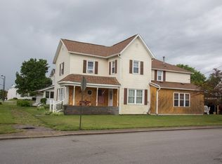 427 N Wayne St, Warren, IN 46792