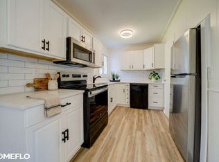 6072 Center Rd, Traverse City, MI 49686