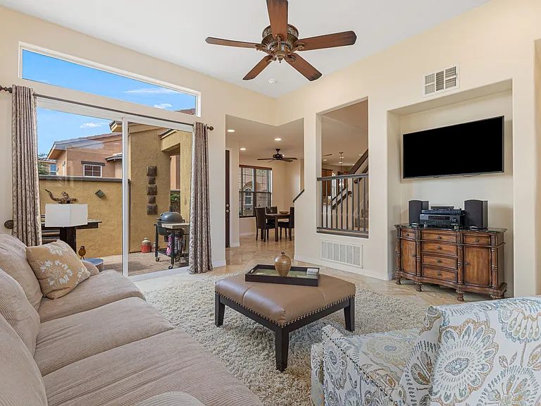 52230 Desert Spoon Ct — Photo 7