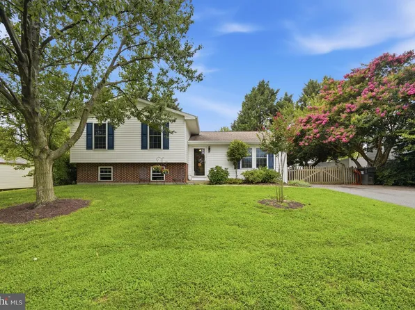29397 Petunia Dr, Easton, MD 21601