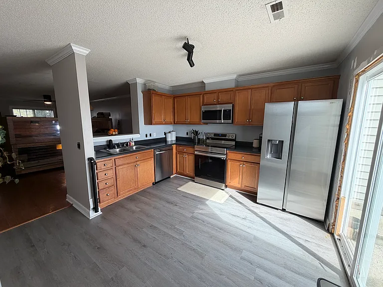 1330 Thomas Langston Rd #6 — Photo 4