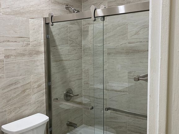 2nd image of 368 Brookfield Ave Floor 2