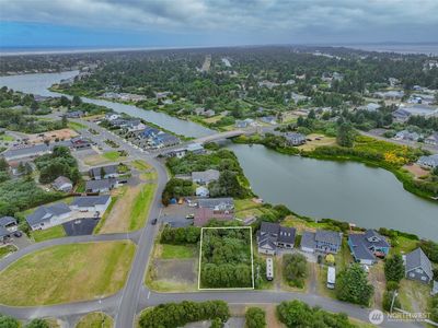 134 Sea Breeze Loop SW, Ocean Shores, WA, 98569