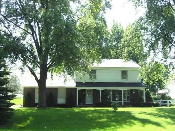 15233 Hawthorne Ct, Cedar Lake, IN 46303
