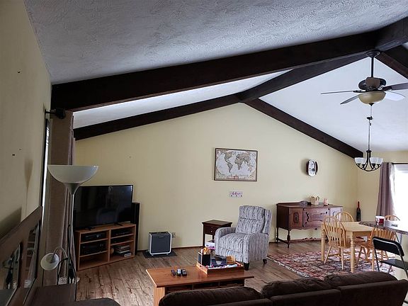 5th image of 729 24th Avenue Ct