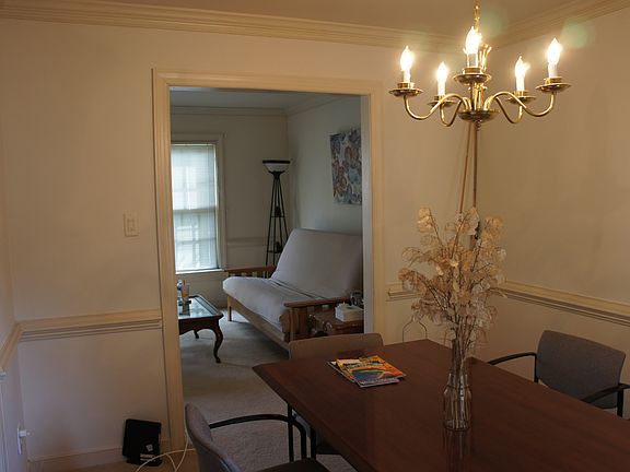 4th image of 2322 Chowning Pl