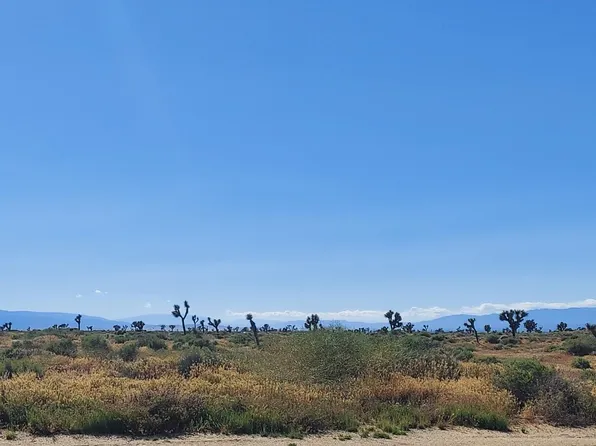 Vic Ave #G12, Lancaster, CA 93535