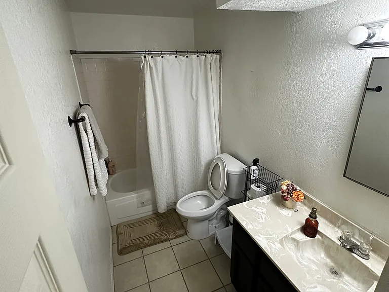 2525 W 12th Pl — Photo 13