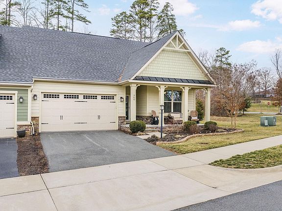 4th image of 360 Winding Rd