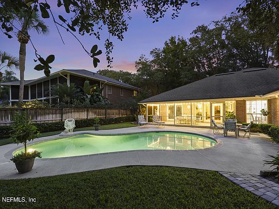 4th image of 1022 SEAWOOD Drive