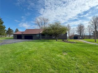 4175 Middletown Rd E, New Middletown, OH 44442