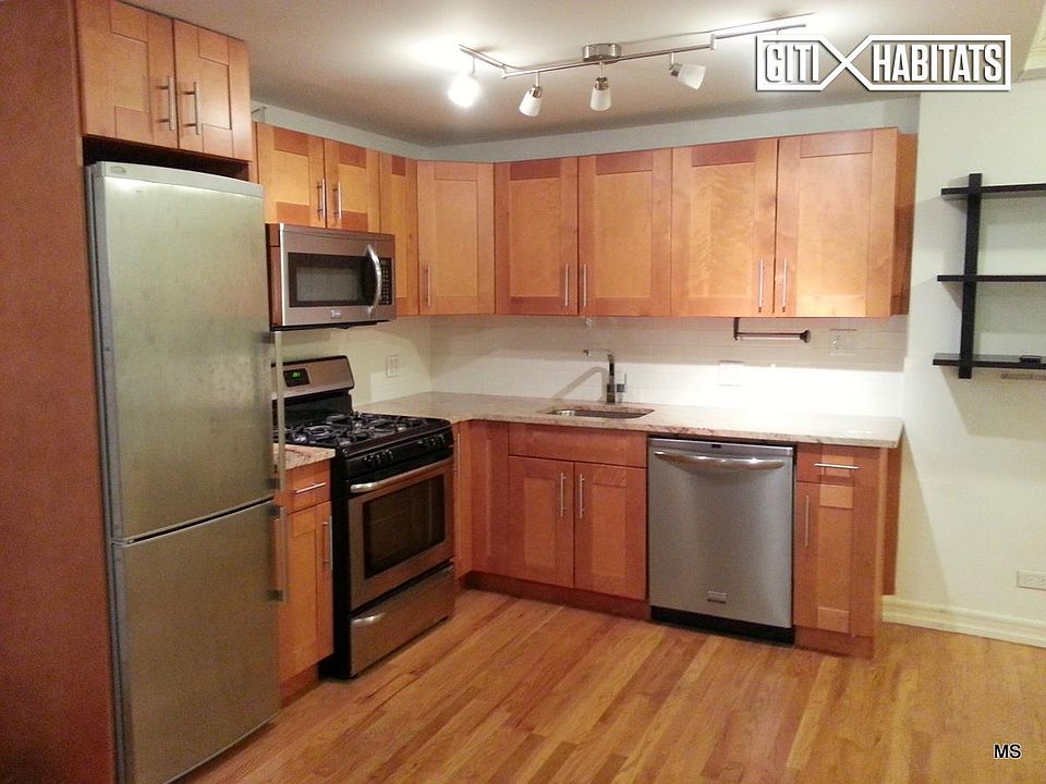 1st image of 305-313 W 18th St #1C
