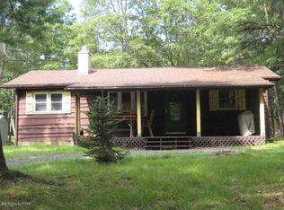 93 Twin Lake Rd, Albrightsville, PA 18210