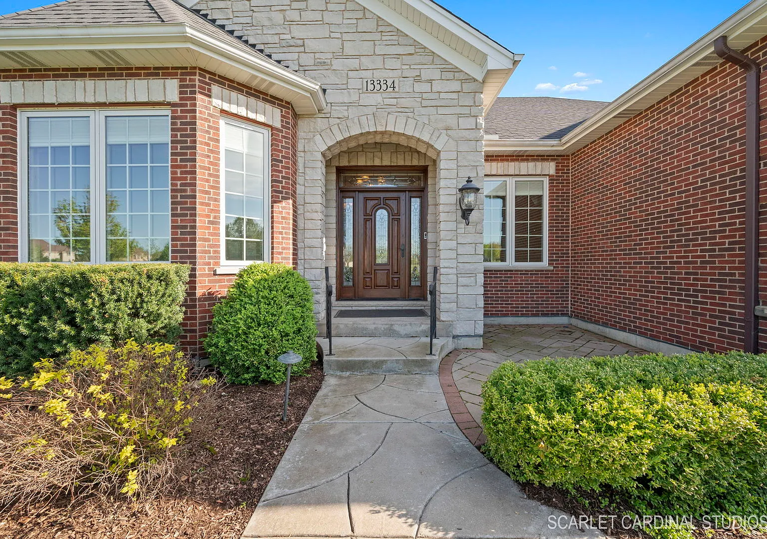 4 bed, 3.5 bath, 3406 sqft, $6,700 — Photo 3