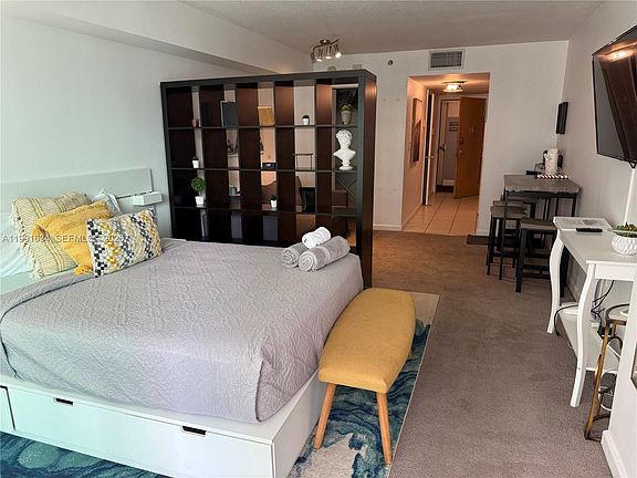 2nd image of 1200 Brickell Bay Dr APT 2216