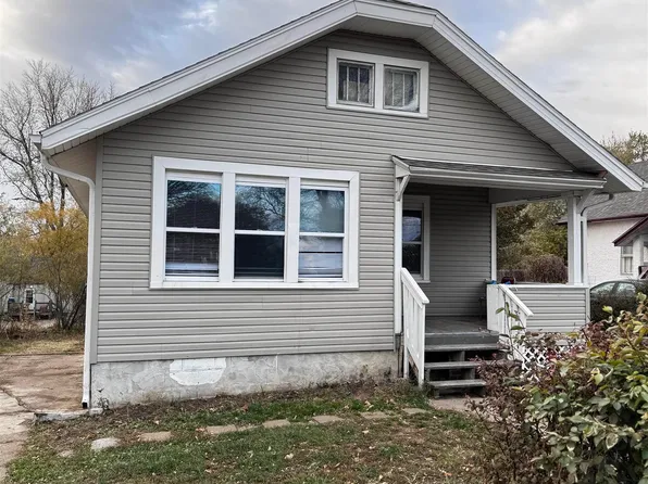 4227 Grand Ave, Omaha, NE 68111