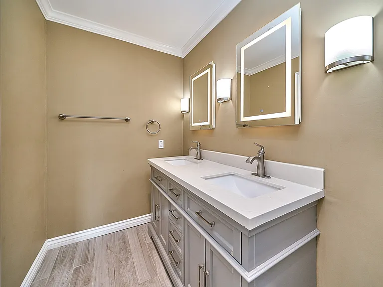 2660 Conata St — Photo 31