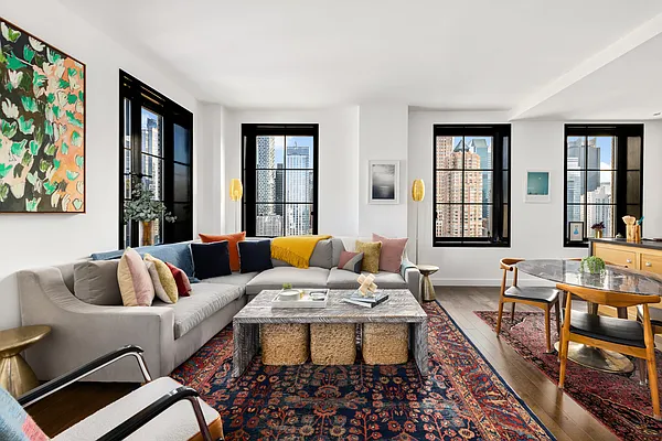 Rented by Compass | media 18