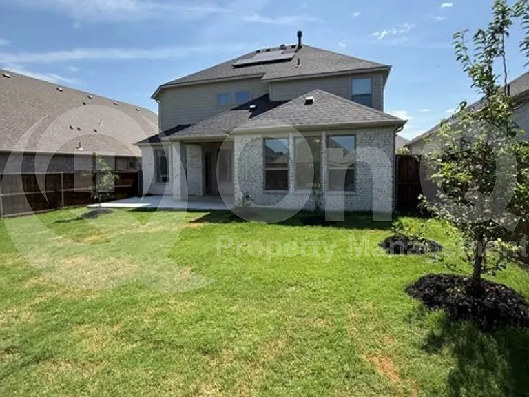 112 Baker St — Photo 23