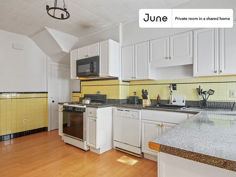 4 Sparhawk St #D — Photo 7