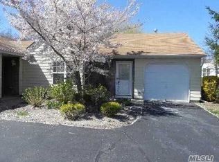 170 Theodore Dr, Coram, NY 11727